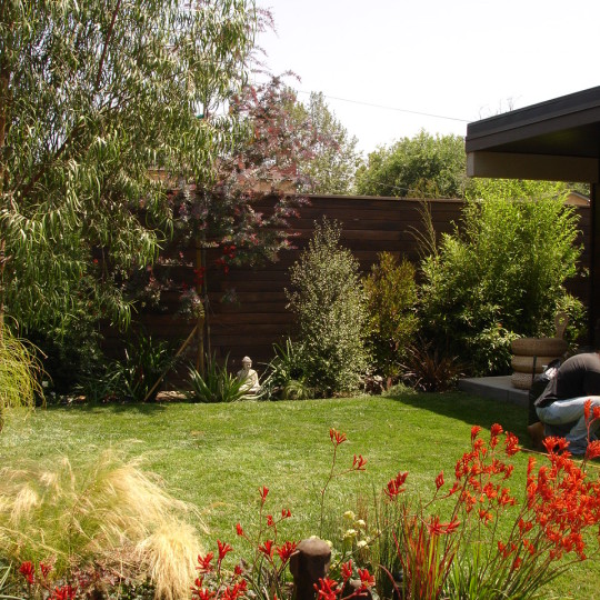 https://atmospherelandscapes.com/wp-content/uploads/2015/05/BURBANK-DSC05659-540x540.jpg