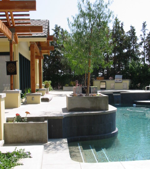 https://atmospherelandscapes.com/wp-content/uploads/2015/05/OAK-PARK-PETERSON-32-480x540.jpg