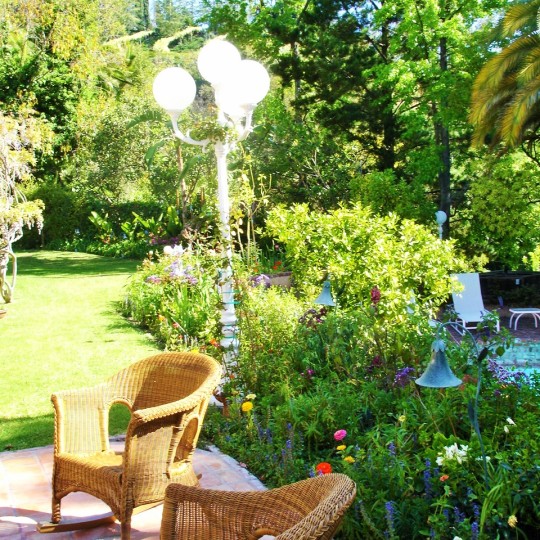 https://atmospherelandscapes.com/wp-content/uploads/2015/05/RDL-DSC00037-2-540x540.jpg