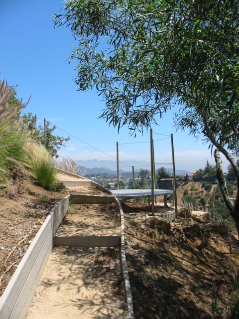 https://atmospherelandscapes.com/wp-content/uploads/2016/01/Laurel-Canyon-DaughAft-10.jpg