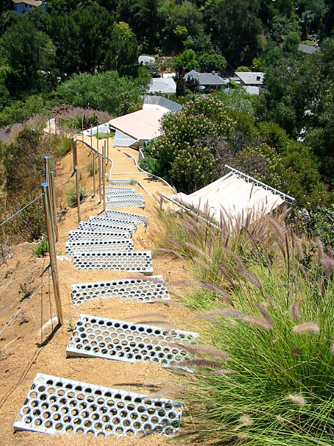 https://atmospherelandscapes.com/wp-content/uploads/2016/01/Laurel-Canyon-DaughAft-19.jpg