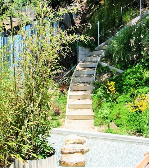 https://atmospherelandscapes.com/wp-content/uploads/2016/01/Laurel-Canyon-DaughAft-4-480x540.jpg